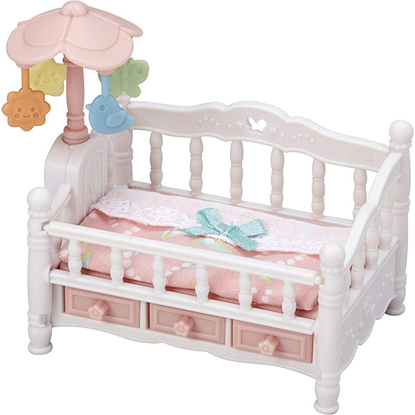 immagine-2-epoch-sylvanian-families-culla-con-giostrina-epoch-5534-ean-5054131055342